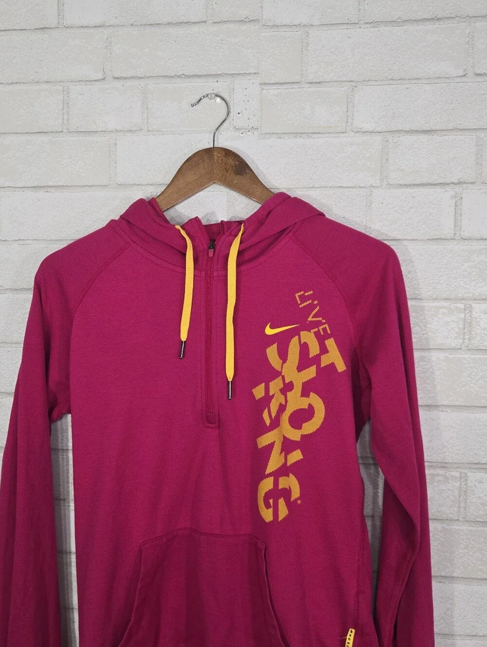 NIKE 1/4 zip hooded sweatshirt